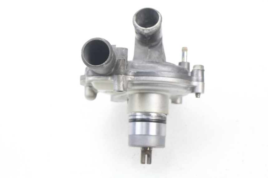 photo de WASSERPUMPE YAMAHA FJR ABS 1300 (2006 - 2012) - Alternative Perspektive