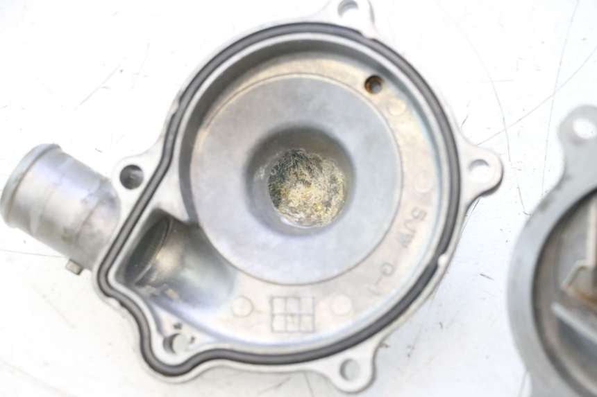 photo de WASSERPUMPE YAMAHA FJR 1300 (2001 - 2005) - Oberflächenzustand und Material
