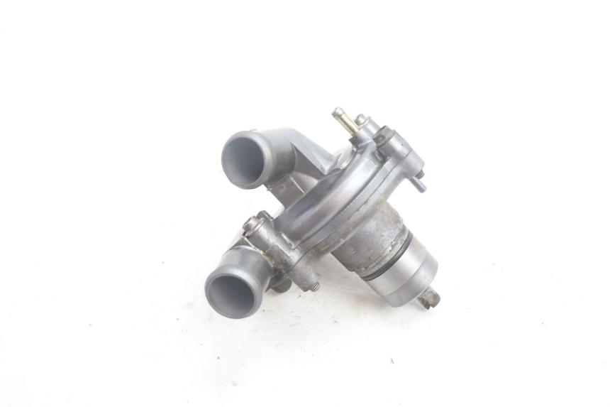 photo de WASSERPUMPE YAMAHA FJR 1300 (2001 - 2005) - Zoom auf Gebrauchszustand