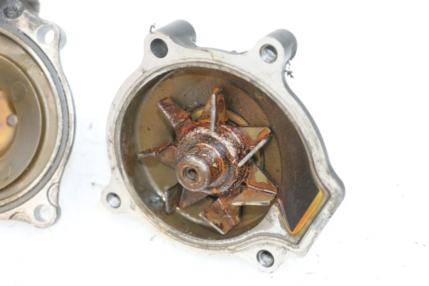 photo de WASSERPUMPE KAWASAKI GPX R WARBIRD 600 (1988 - 1993) - Geprüftes Gebrauchtteil