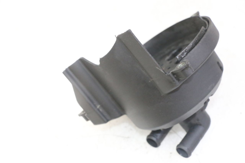 photo de WASSERPUMPE PEUGEOT JET FORCE CARBU 50 (2003 - 2016) - Zoom auf Gebrauchszustand