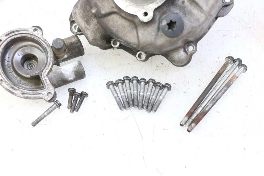 photo de WASSERPUMPE PIAGGIO MP3 RL 250 (2006 - 2010) - Zoom auf Komponenten