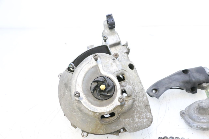 photo de WASSERPUMPE PIAGGIO MP3 125 (2006 - 2014) - Kennzeichnungen und Originalreferenzen