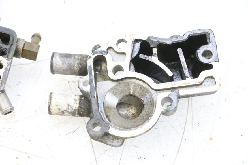 photo de WASSERPUMPE YAMAHA NEOS NEO'S 4T 50 (2008 - 2016) - Details der Befestigungspunkte