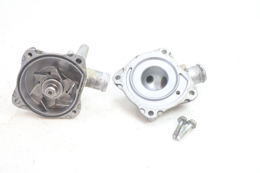 photo de WASSERPUMPE HONDA VFR FI RC46 800 (1998 - 2001) - Hauptansicht