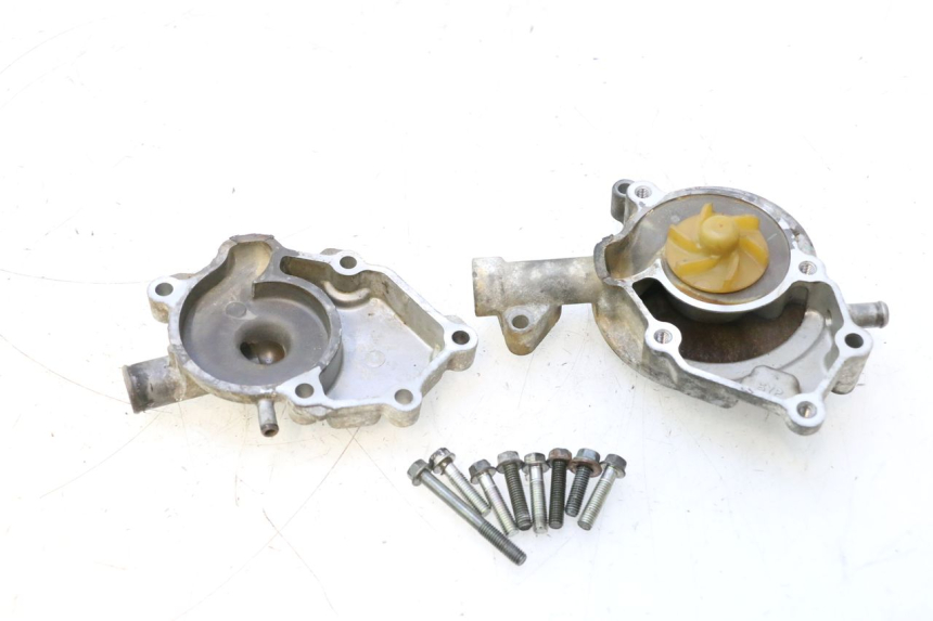 photo de WASSERPUMPE YAMAHA XMAX X-MAX 125 (2006 - 2009) - Weitere Ansicht des Artikels