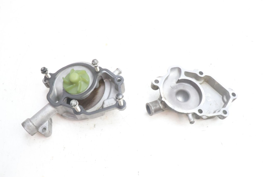 photo de WASSERPUMPE YAMAHA X-MAX XMAX 125 (2010 - 2013) - Hauptansicht