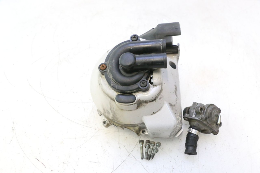 photo de WASSERPUMPE PIAGGIO X9 EVOLUTION 125 (2003 - 2007) - Details der Befestigungspunkte