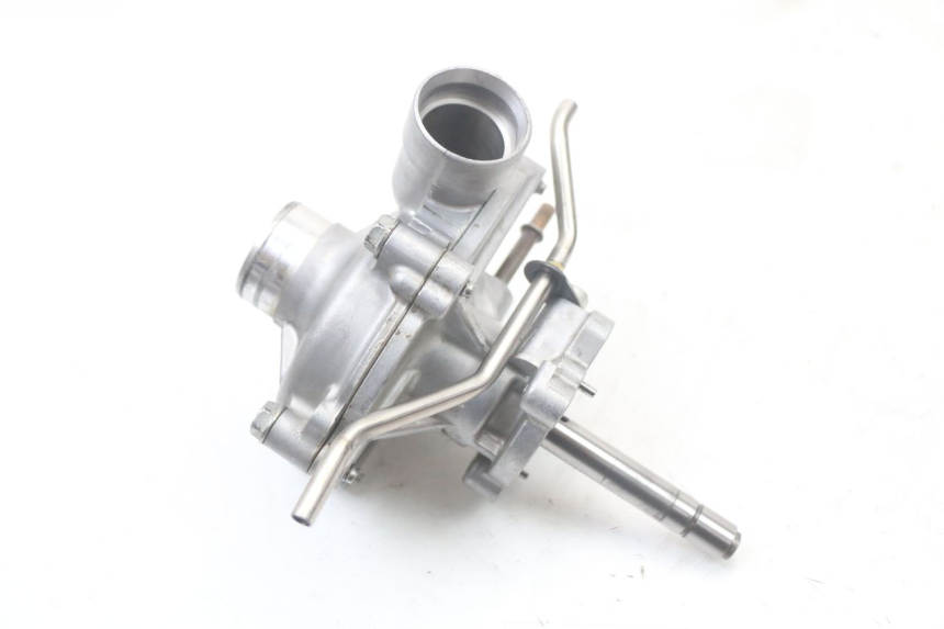 photo de WASSERPUMPE YAMAHA FZ1 FAZER 1000 (2007 - 2009) - Zoom auf Gebrauchszustand