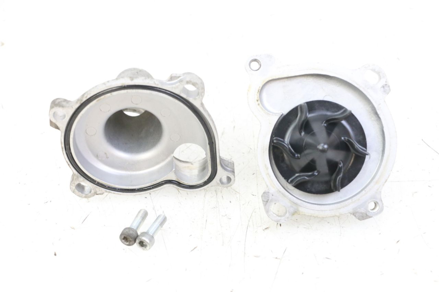 photo de WASSERPUMPE YAMAHA YP T-MAX TMAX 530 (2017 - 2020) - Hauptansicht