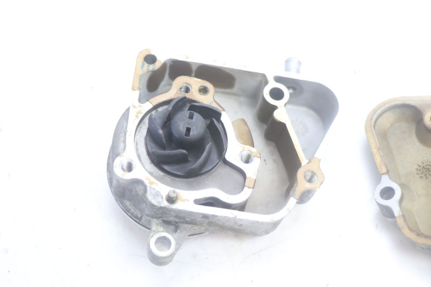 photo de WASSERPUMPE YAMAHA YP MAJESTY 125 (2002 - 2006) - Detailansicht des Bauteils