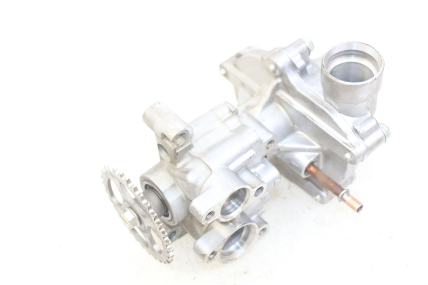 photo de WASSERPUMPE YAMAHA YZF R1 1000 (2007 - 2008) - Alternative Perspektive