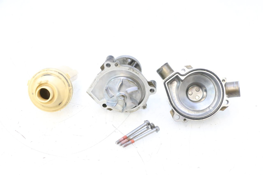 photo de WASSERPUMPE KAWASAKI ZX-6R ZX6R 600 (2000 - 2002) - Hauptansicht