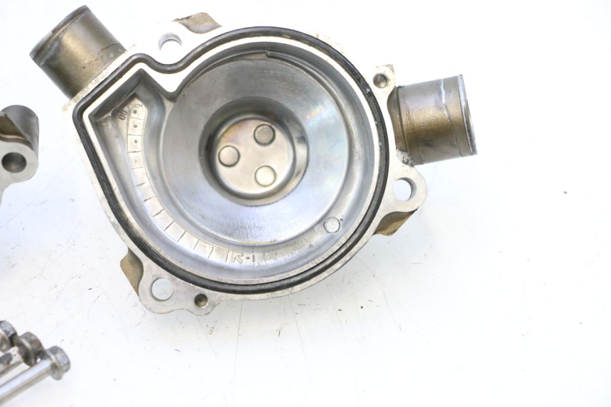 photo de WASSERPUMPE KAWASAKI ZX-6R ZX6R 600 (2000 - 2002) - Kennzeichnungen und Originalreferenzen