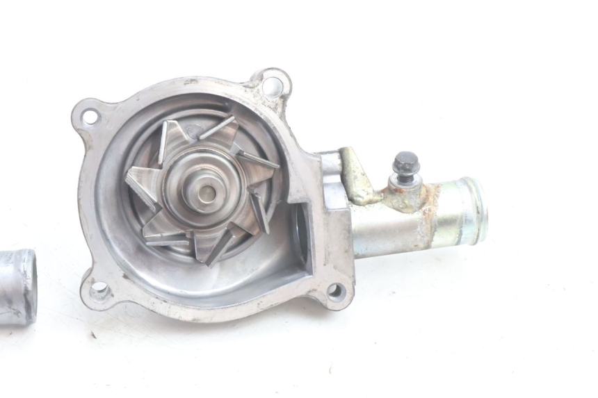 photo de WASSERPUMPE KAWASAKI ZZR 600 (1995 - 2004) - Alternative Perspektive