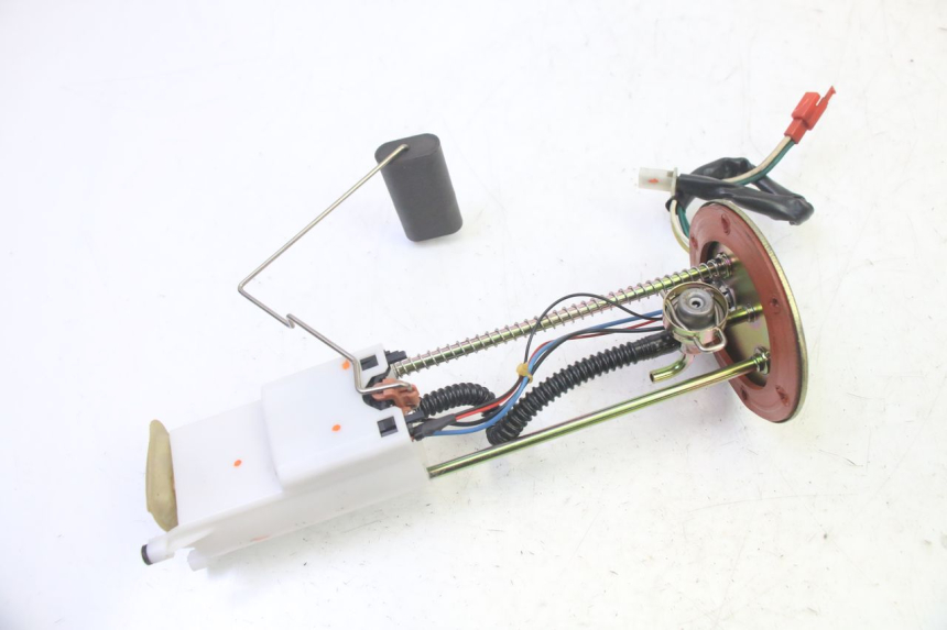 photo de BENZINPUMPE QUADRO 4 4D 350 (2015 - 2018) - Detailansicht des Bauteils