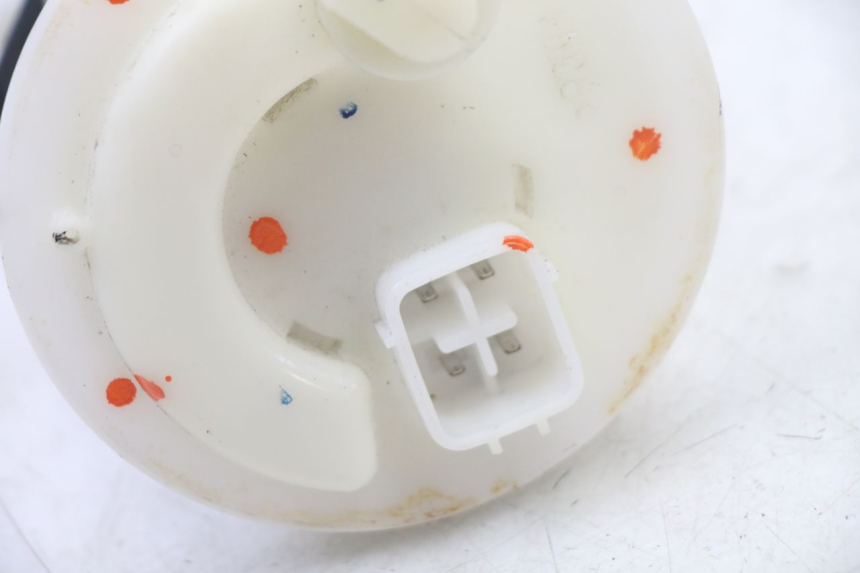 photo de KRAFTSTOFFPUMPE YAMAHA BW'S BWS 125 (2010 - 2013) - Alternative Perspektive