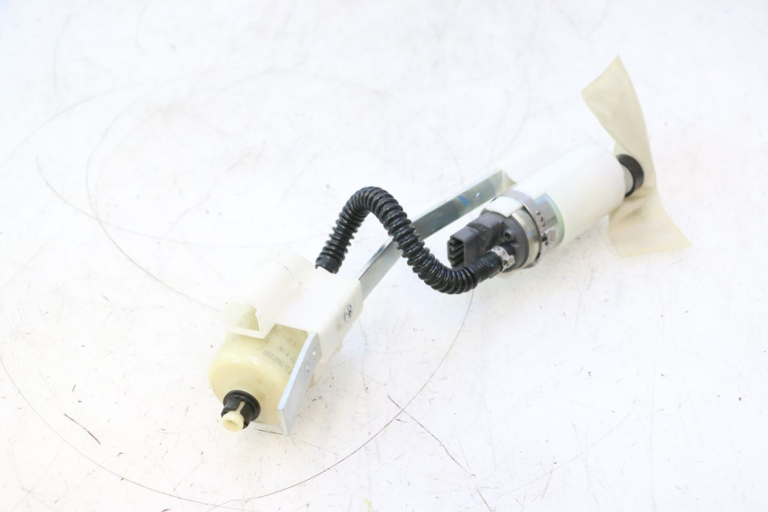 photo de BENZINPUMPE BMW C SPORT 650 (2015 - 2021) - Oberflächenzustand und Material