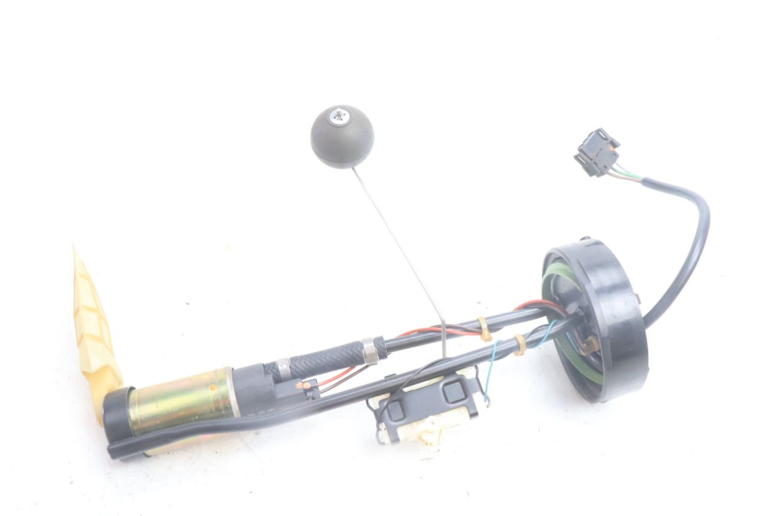 photo de BENZINPUMPE BMW C1 125 (2000 - 2003) - Detailansicht des Bauteils