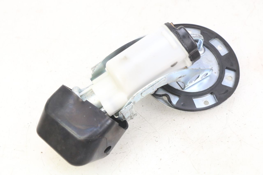 photo de KRAFTSTOFFPUMPE HONDA CB R 1000 (2018 - 2023) - Details der Befestigungspunkte