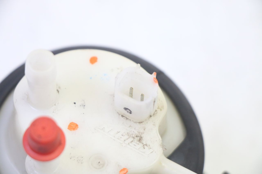 photo de BENZINPUMPE HONDA CBF 125 (2009 - 2015) - Alternative Perspektive