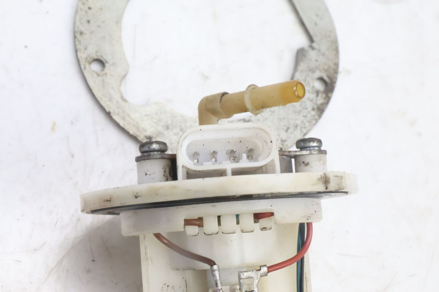 photo de KRAFTSTOFFPUMPE PEUGEOT CITYSTAR 125 (2011 - 2017) - Details der Befestigungspunkte