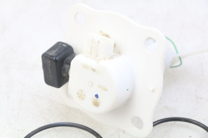 photo de KRAFTSTOFFPUMPE HONDA CRF CR-F 125 (2022 - 2023) - Details der Befestigungspunkte