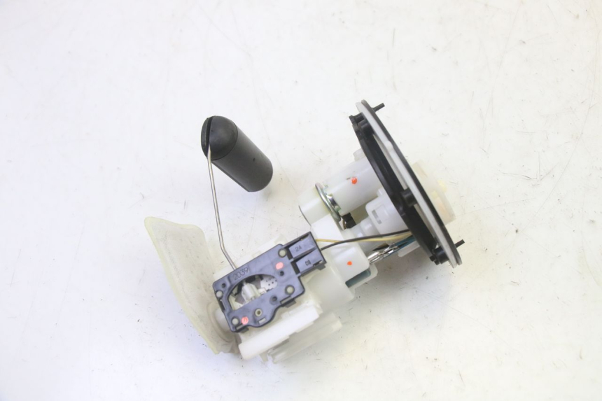 photo de BENZINPUMPE YAMAHA CYGNUS X INJECTION 125 (2007 - 2013) - Hauptansicht