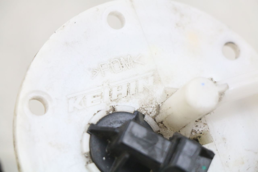 photo de KRAFTSTOFFPUMPE KYMCO DOWNTOWN ABS 125 (2015 - 2017) - Zoom auf Gebrauchszustand