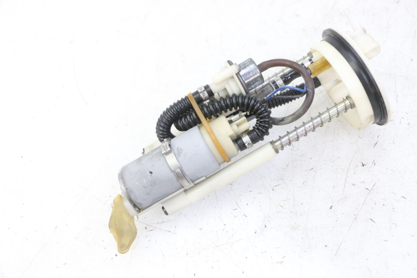 photo de BENZINPUMPE PEUGEOT ELYSTAR 125 (2002 - 2007) - Gesamtansicht des Produkts