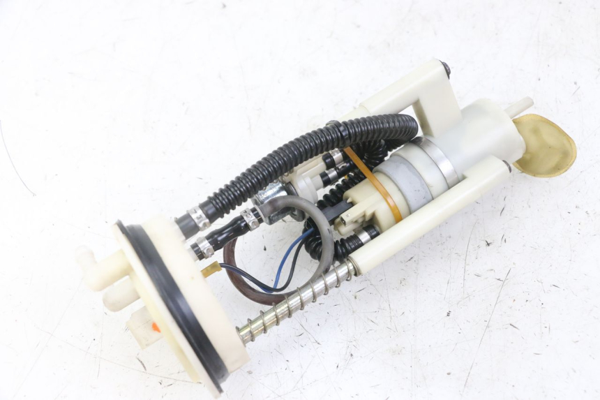 photo de BENZINPUMPE PEUGEOT ELYSTAR 125 (2002 - 2007) - Kennzeichnungen und Originalreferenzen