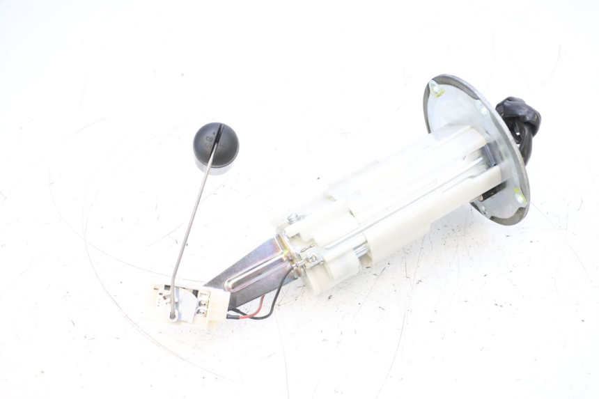 photo de BENZINPUMPE KAWASAKI ER-6 ER6 F ABS 650 (2012 - 2016) - Zoom auf Gebrauchszustand
