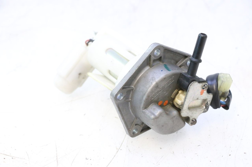 photo de BENZINPUMPE KAWASAKI ER-6 ER6 N 650 (2005 - 2009) - Details der Befestigungspunkte