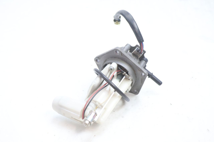 photo de BENZINPUMPE KAWASAKI ER-6 ER6 N 650 (2005 - 2009) - Alternative Perspektive