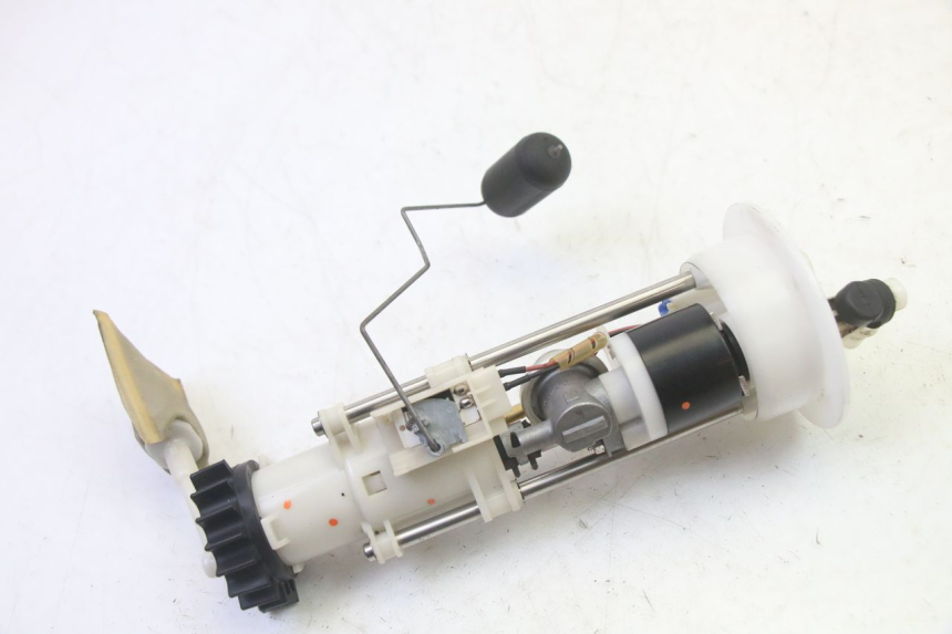photo de KRAFTSTOFFPUMPE HONDA FES S-WING SWING ABS 125 (2007 - 2015) - Detailansicht des Bauteils