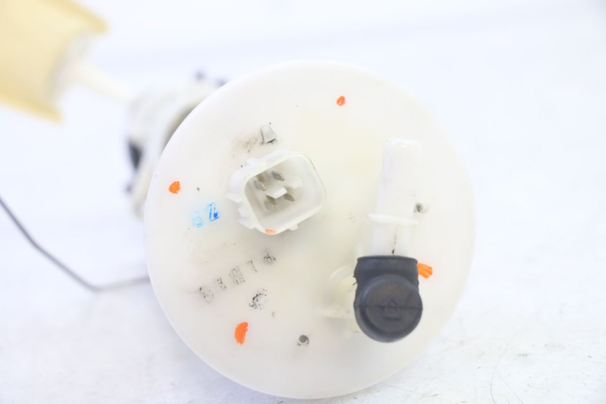 photo de KRAFTSTOFFPUMPE HONDA FES S-WING SWING ABS 125 (2007 - 2015) - Technische Nahaufnahme