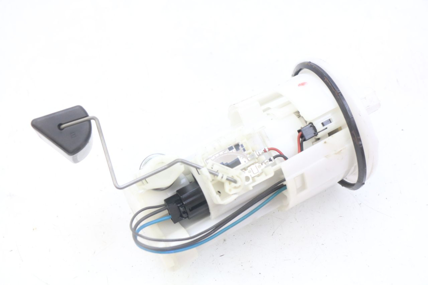 photo de KRAFTSTOFFPUMPE YAMAHA FJR ABS 1300 (2016 - 2020) - Zoom auf Gebrauchszustand