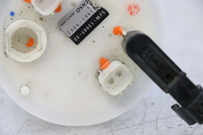 photo de KRAFTSTOFFPUMPE YAMAHA FJR ABS 1300 (2006 - 2012) - Kennzeichnungen und Originalreferenzen