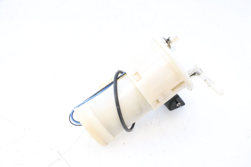 photo de BENZINPUMPE YAMAHA FJR 1300 (2001 - 2005) - Alternative Perspektive