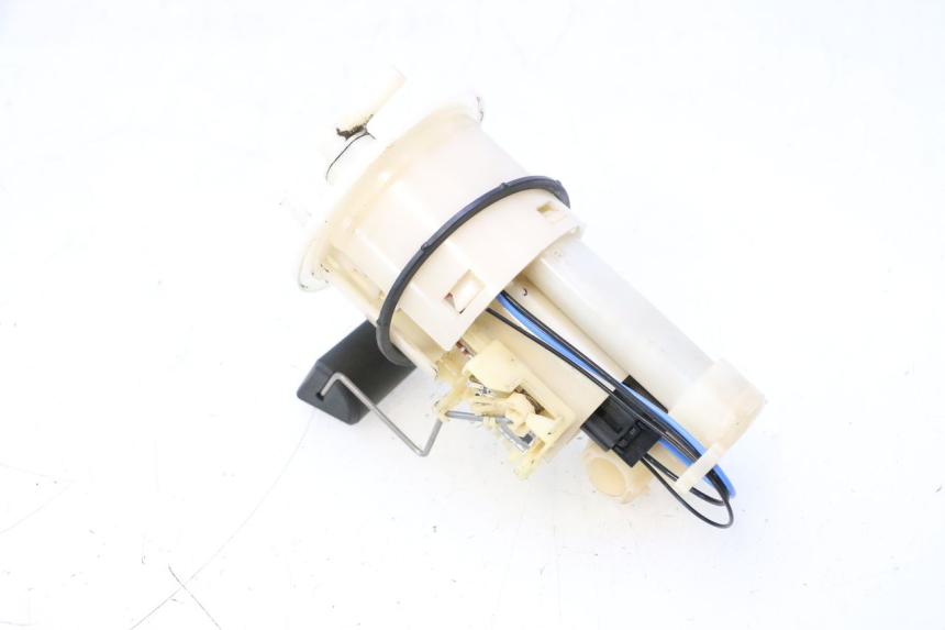photo de BENZINPUMPE YAMAHA FJR 1300 (2001 - 2005) - Technische Nahaufnahme