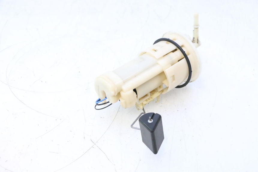 photo de BENZINPUMPE YAMAHA FJR 1300 (2001 - 2005) - Details der Befestigungspunkte
