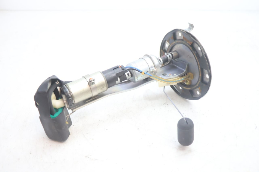 photo de BENZINPUMPE HONDA FJS SILVER WING SILVERWING 400 (2005 - 2008) - Alternative Perspektive
