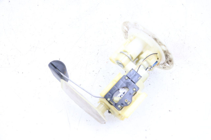 photo de BENZINPUMPE MBK FLAME X 125 (2007 - 2016) - Kennzeichnungen und Originalreferenzen