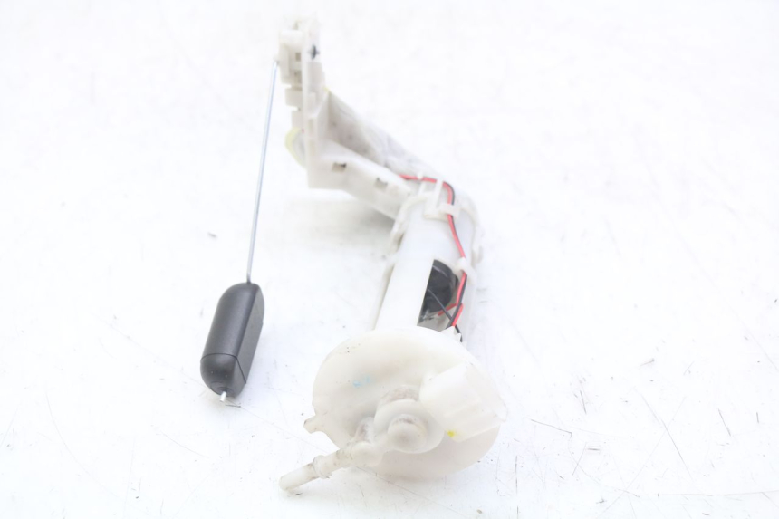 photo de KRAFTSTOFFPUMPE HONDA FORZA 125 (2015 - 2016) - Alternative Perspektive