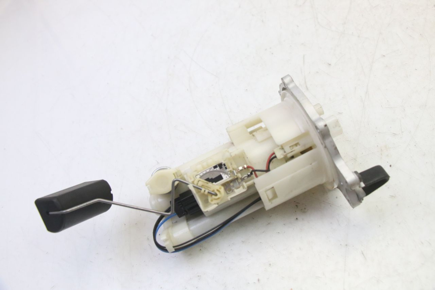 photo de BENZINPUMPE YAMAHA FZ6 FAZER S2 600 (2007 - 2011) - Hauptansicht