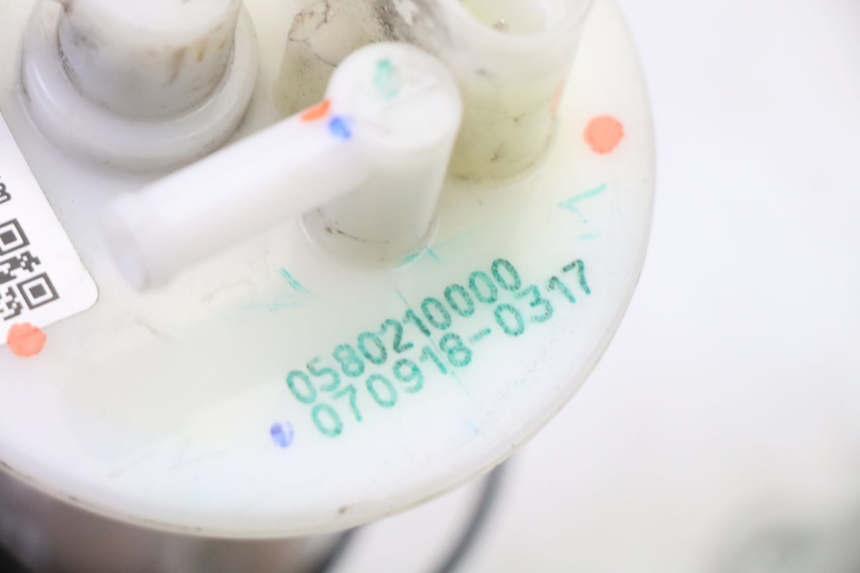 photo de BENZINPUMPE BMW G310 R 310 (2016 - 2020) - Gesamtansicht des Produkts