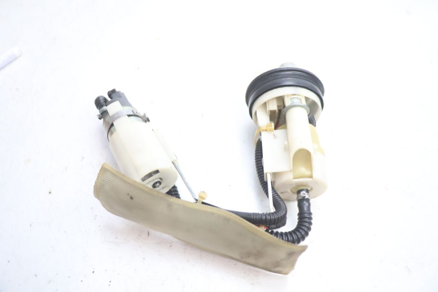 photo de KRAFTSTOFFPUMPE GILERA GP 800 (2007 - 2013) - Alternative Perspektive
