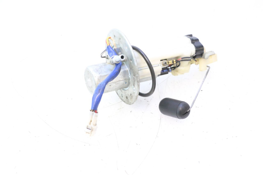 photo de BENZINPUMPE SUZUKI GSR 600 (2005 - 2012) - Details der Befestigungspunkte