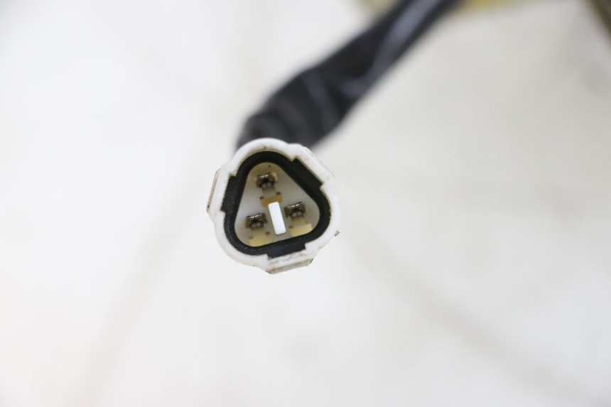 photo de BENZINPUMPE SUZUKI GSXR GSX-R 1000 (2003 - 2004) - Zoom auf Gebrauchszustand