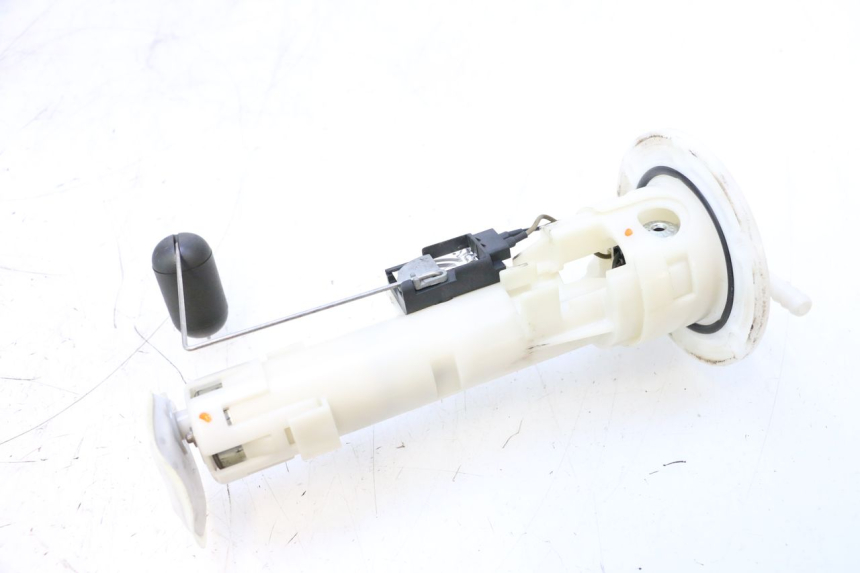 photo de BENZINPUMPE SYM GTS EVO 125 (2009 - 2013) - Technische Nahaufnahme